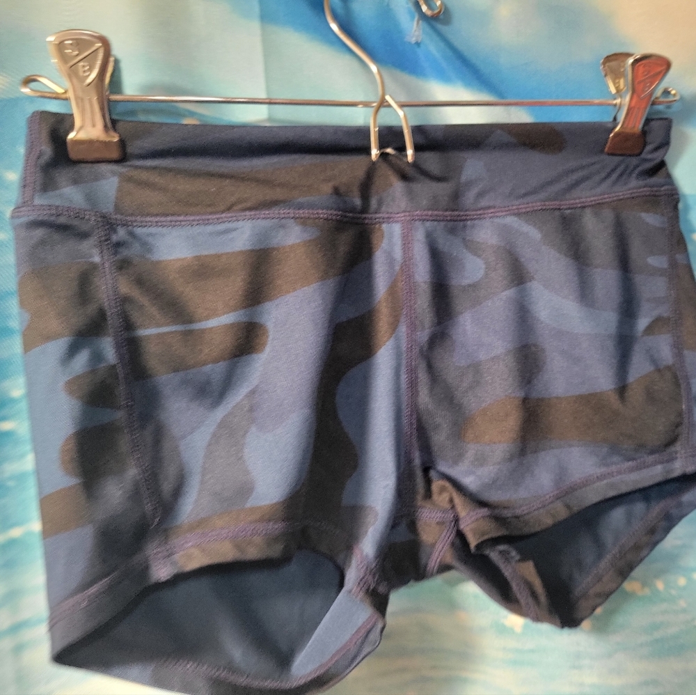 ZYIA ACTIVE GIRLS SIZE‎ MEDIUM BLUE BLACK RUNNING SHORTS